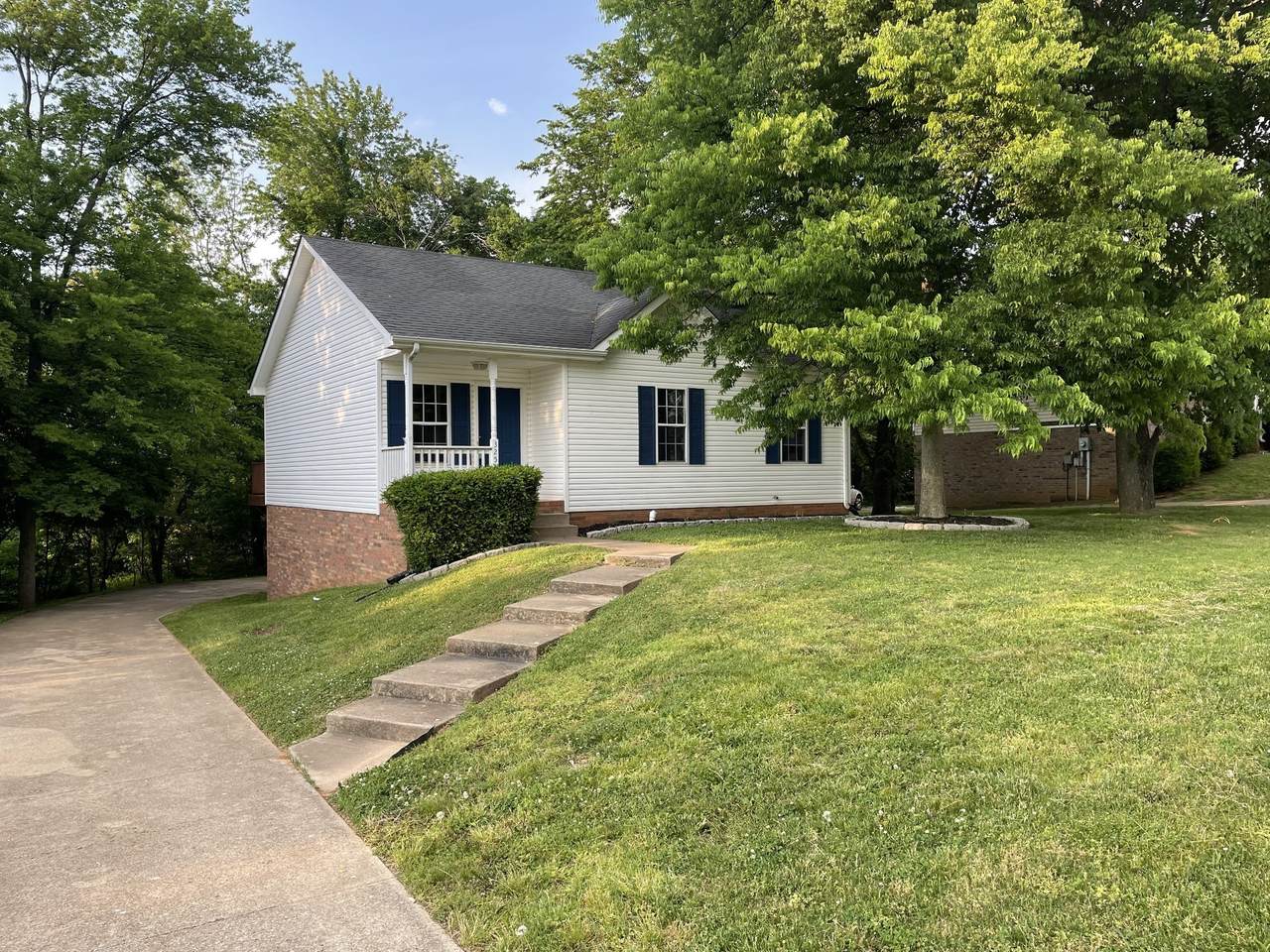 3251 N Senseney Cir - Photo 1