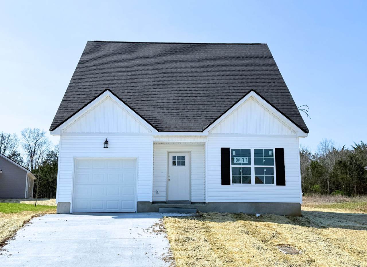 1304 Lakewalk Dr - Photo 1