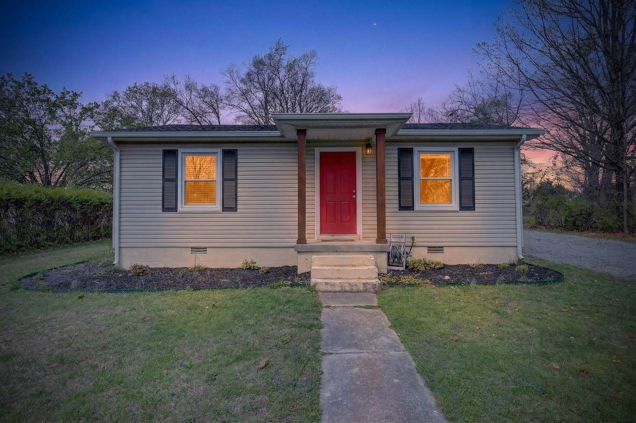 https://bt-photos.global.ssl.fastly.net/nashville/1280_boomver_1_RTC3164269-1.jpg