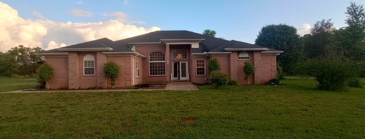 4389 Veals Rd - Photo 1
