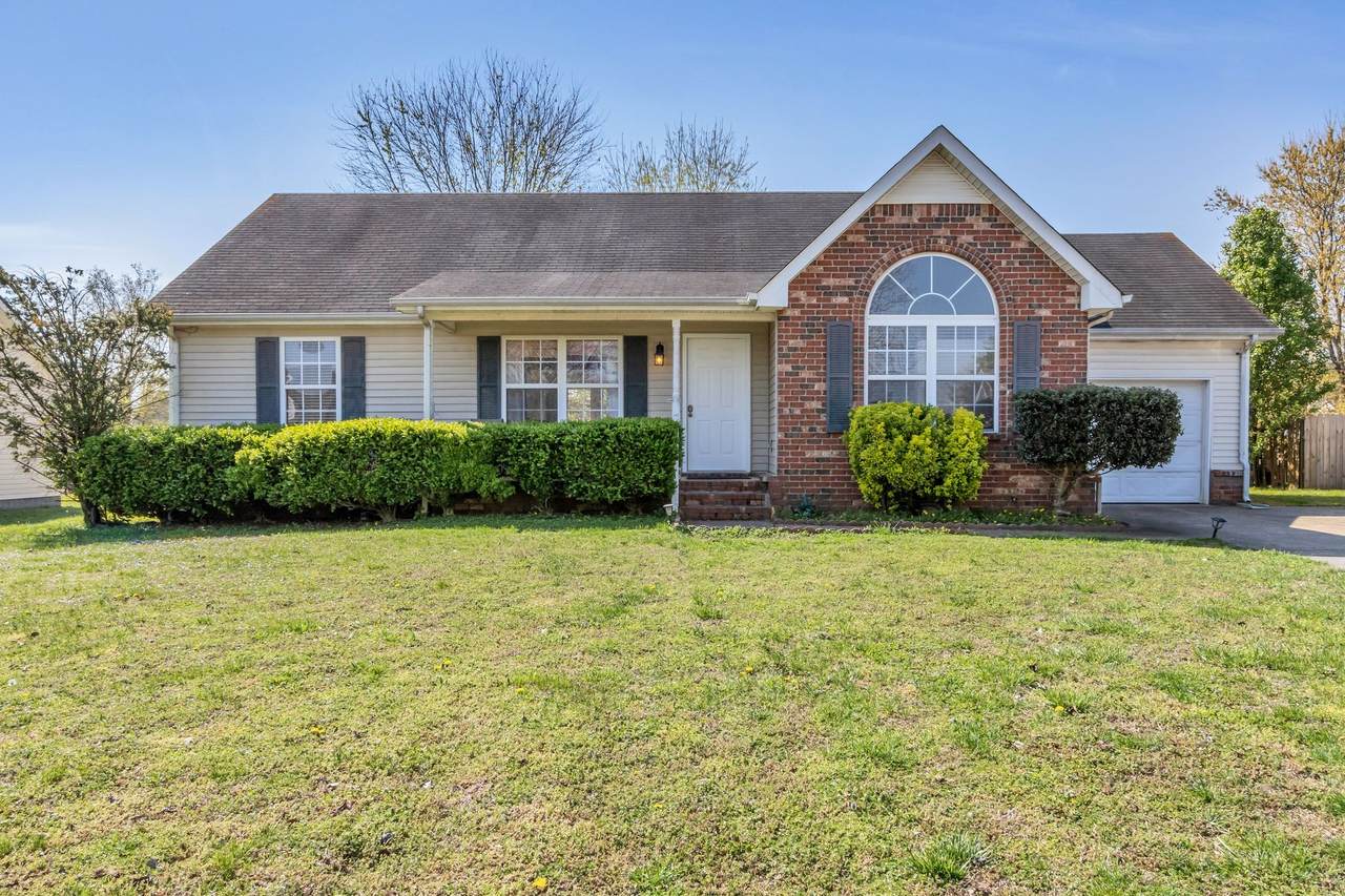 2911 Islington Dr - Photo 1