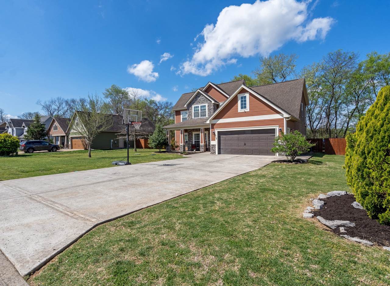 https://bt-photos.global.ssl.fastly.net/nashville/1280_boomver_1_RTC3166290-1.jpg