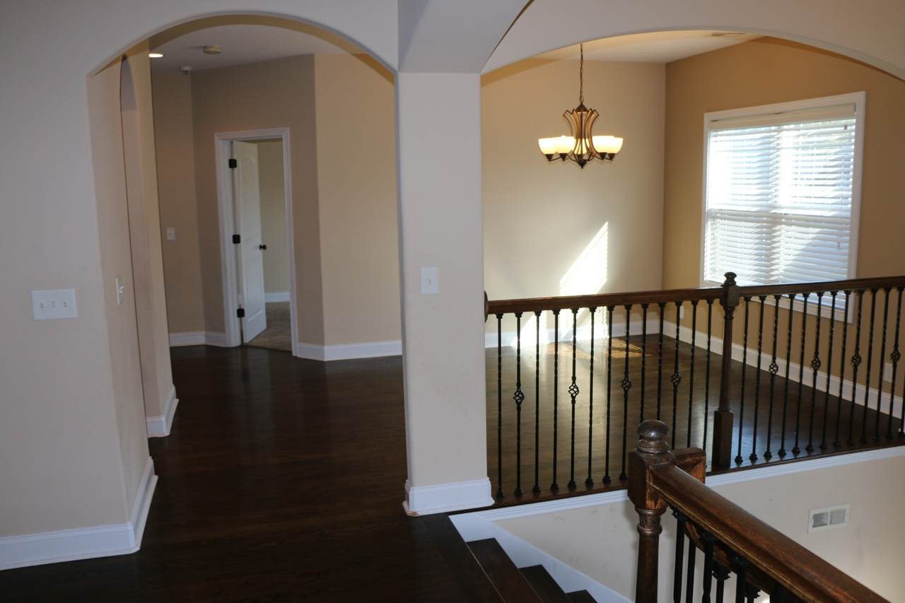 https://bt-photos.global.ssl.fastly.net/nashville/1280_boomver_1_RTC3166301-1.jpg