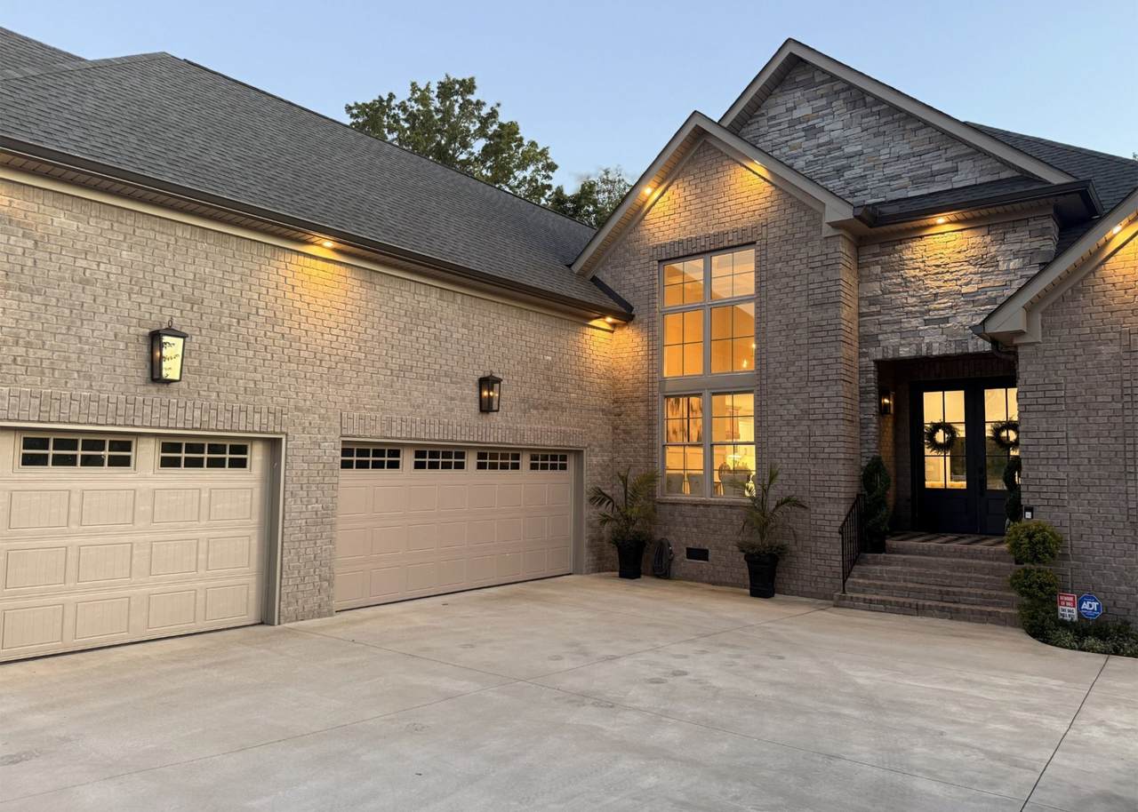 https://bt-photos.global.ssl.fastly.net/nashville/1280_boomver_1_RTC3166463-1.jpg