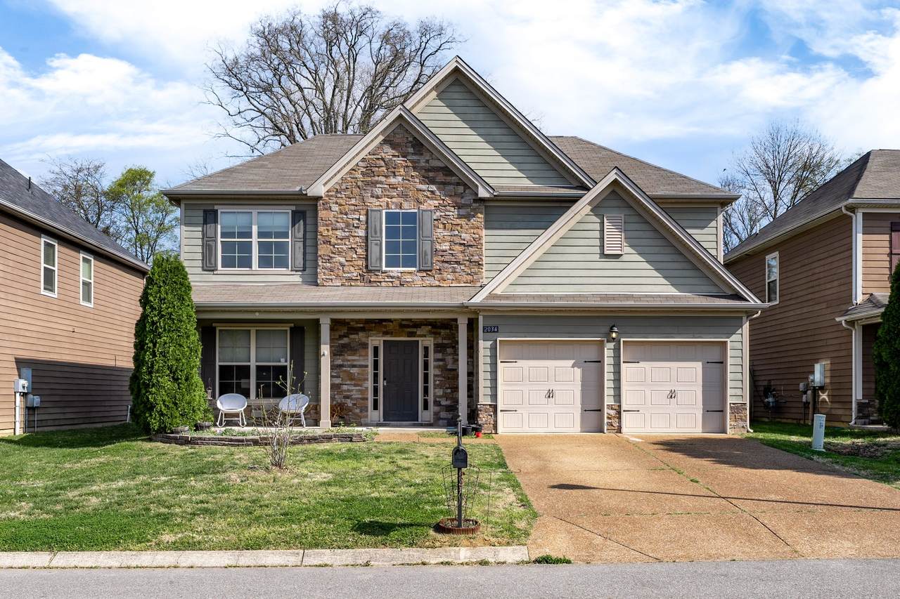 2034 Austin Dr - Photo 1