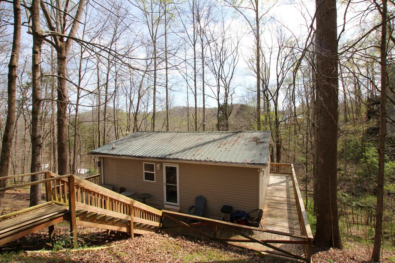 1050 Holiday Haven Dr - Photo 1
