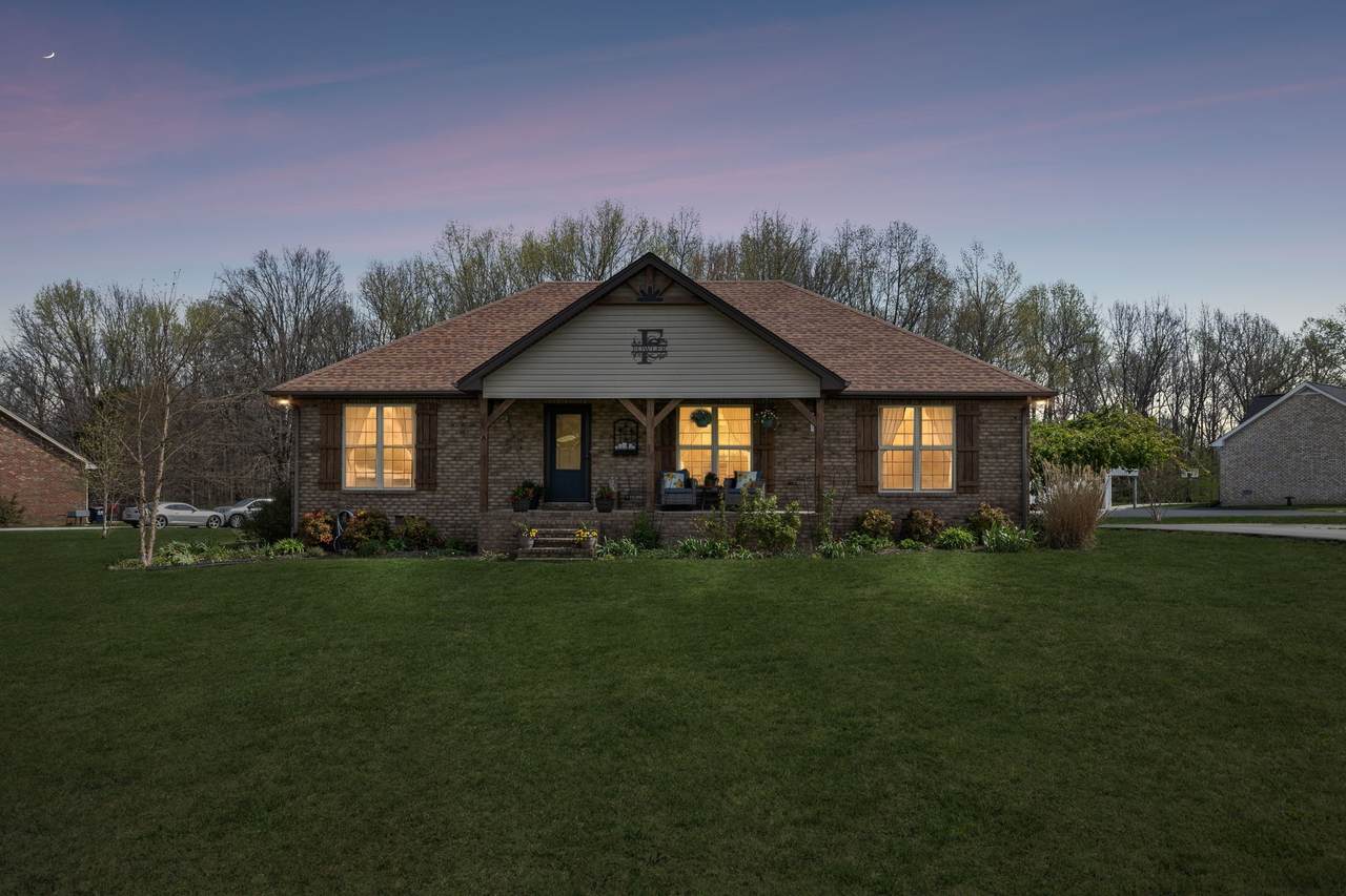458 Kyson Cir - Photo 1