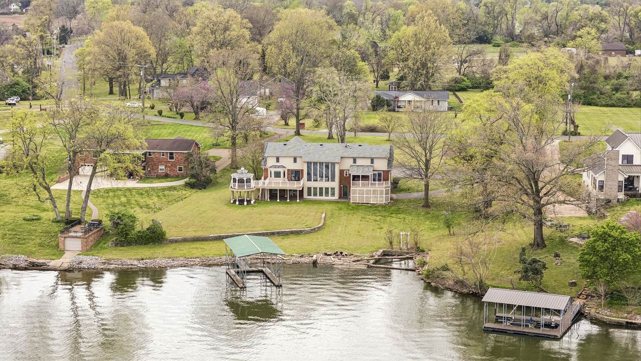 3211 Lakeshore Dr - Photo 1