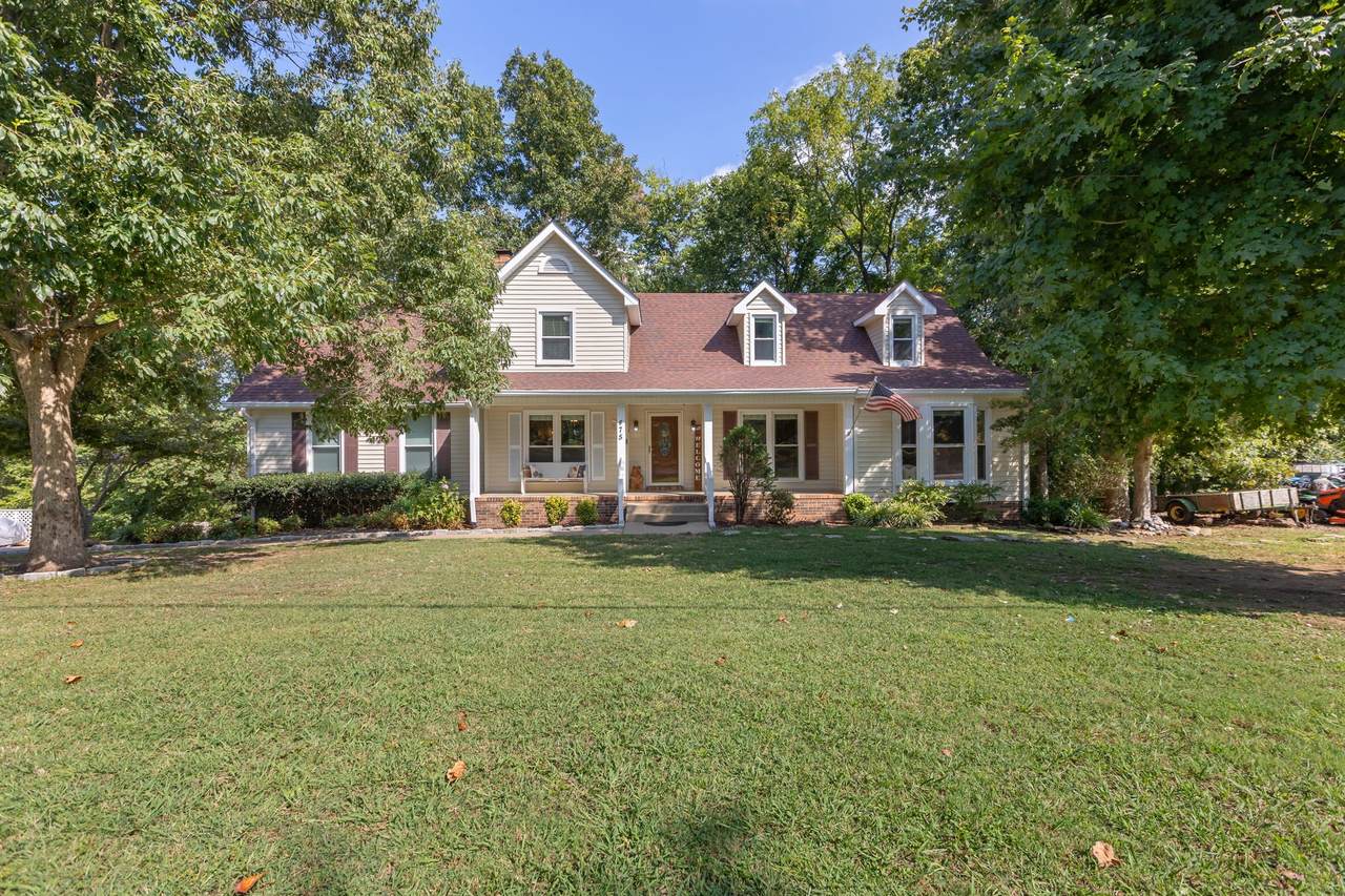475 Skyline Dr - Photo 1