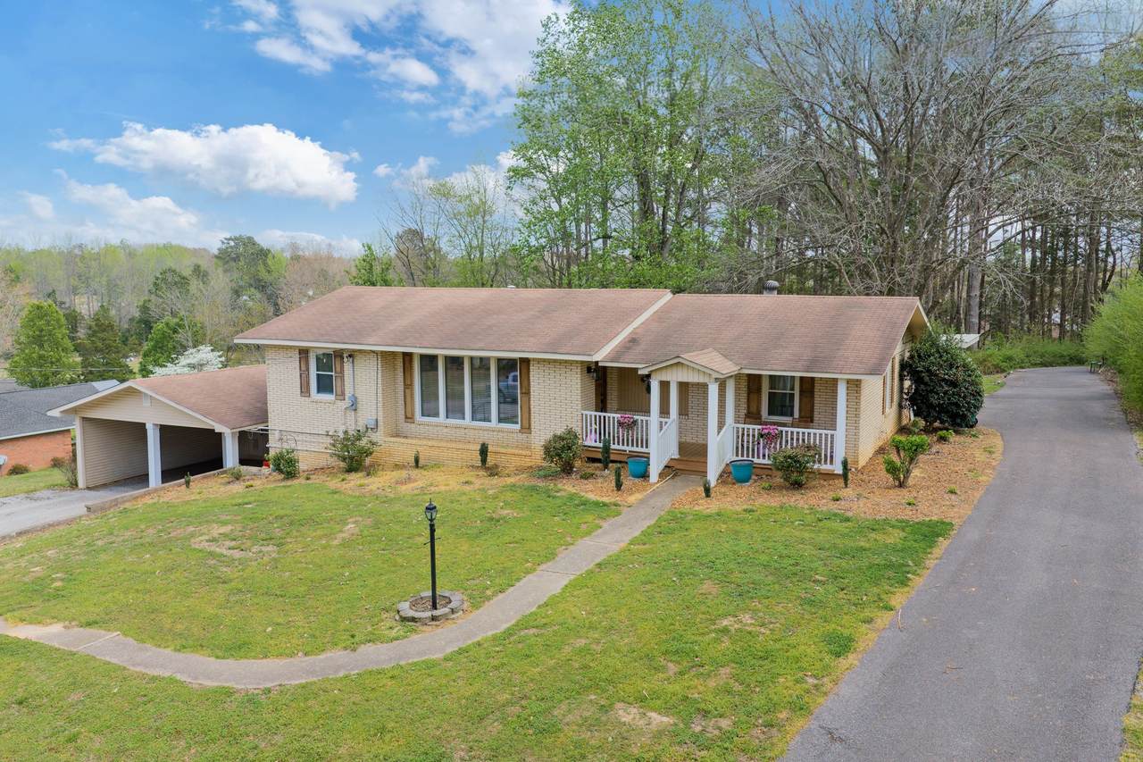 540 Tara Ln - Photo 1