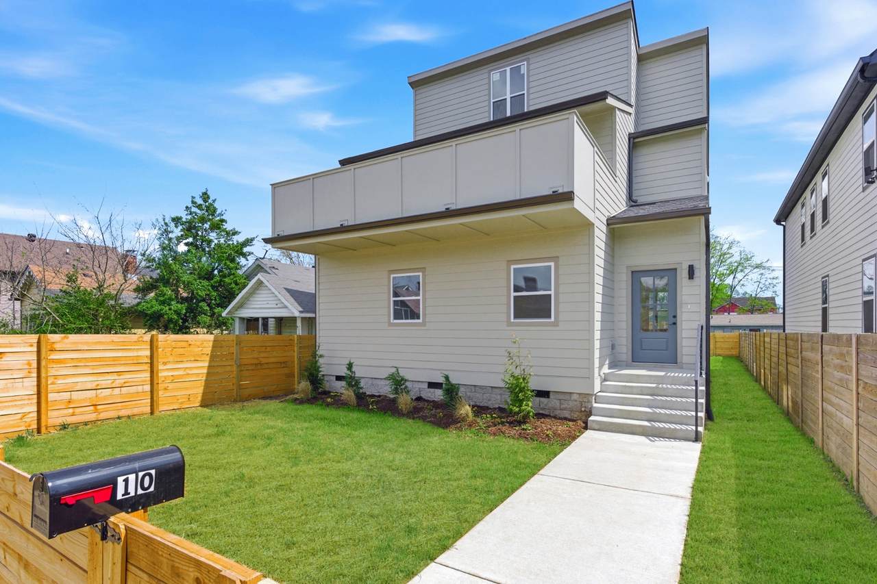 107 Lewis St - Photo 1