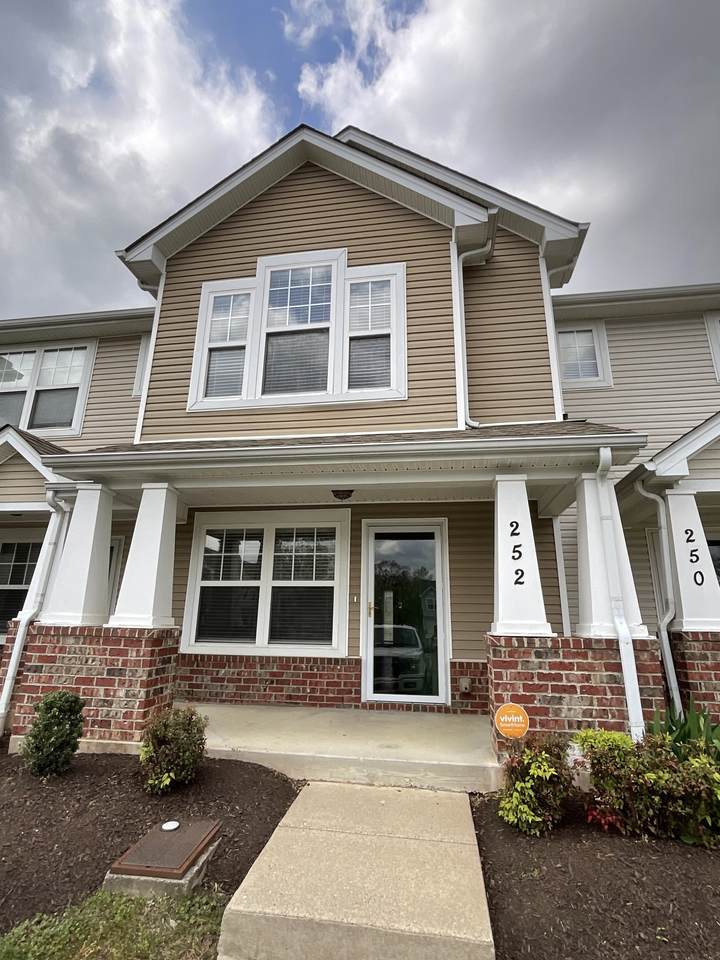 252 Jenna Lee Cir - Photo 1