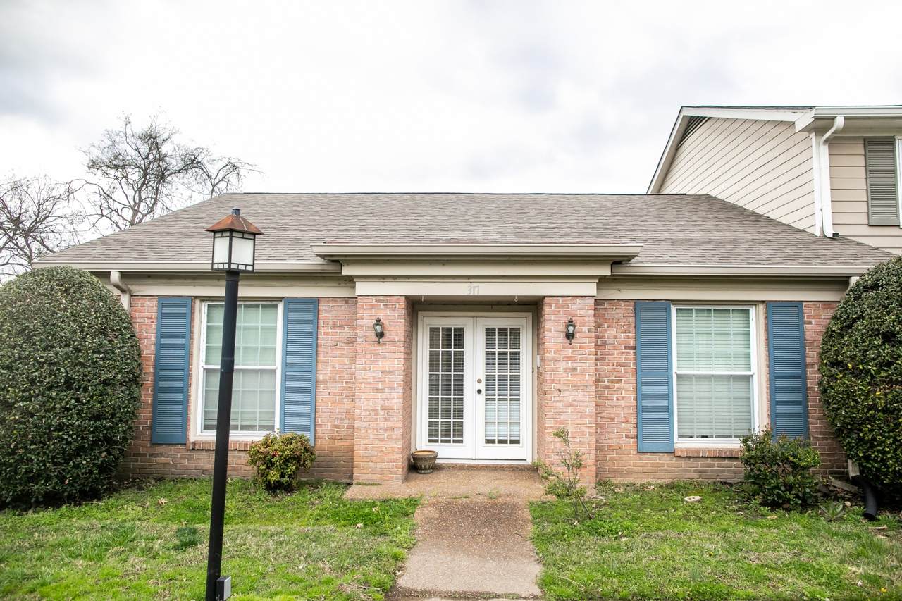 317 Plantation Ct - Photo 1