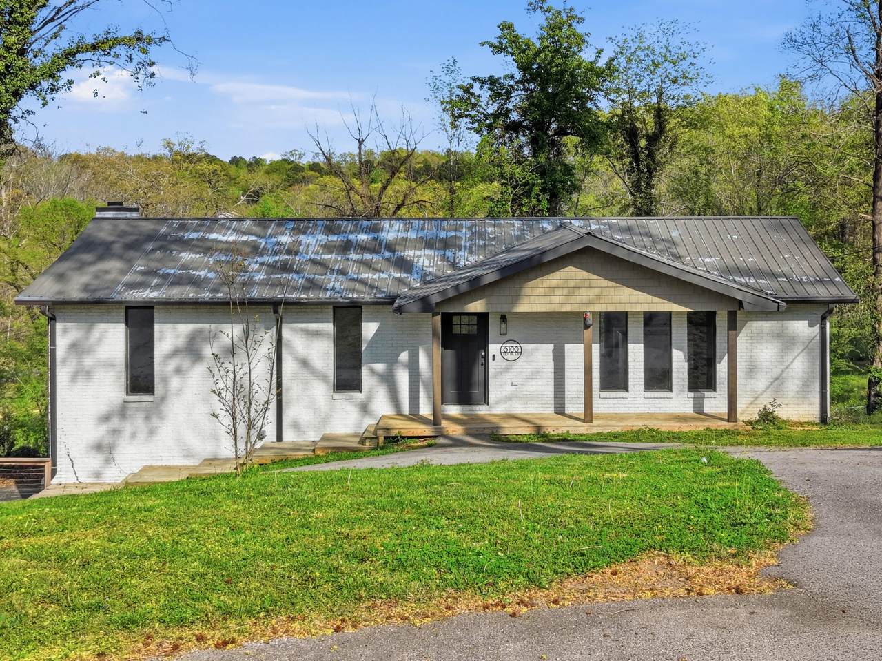 6100 Lottie Lane - Photo 1
