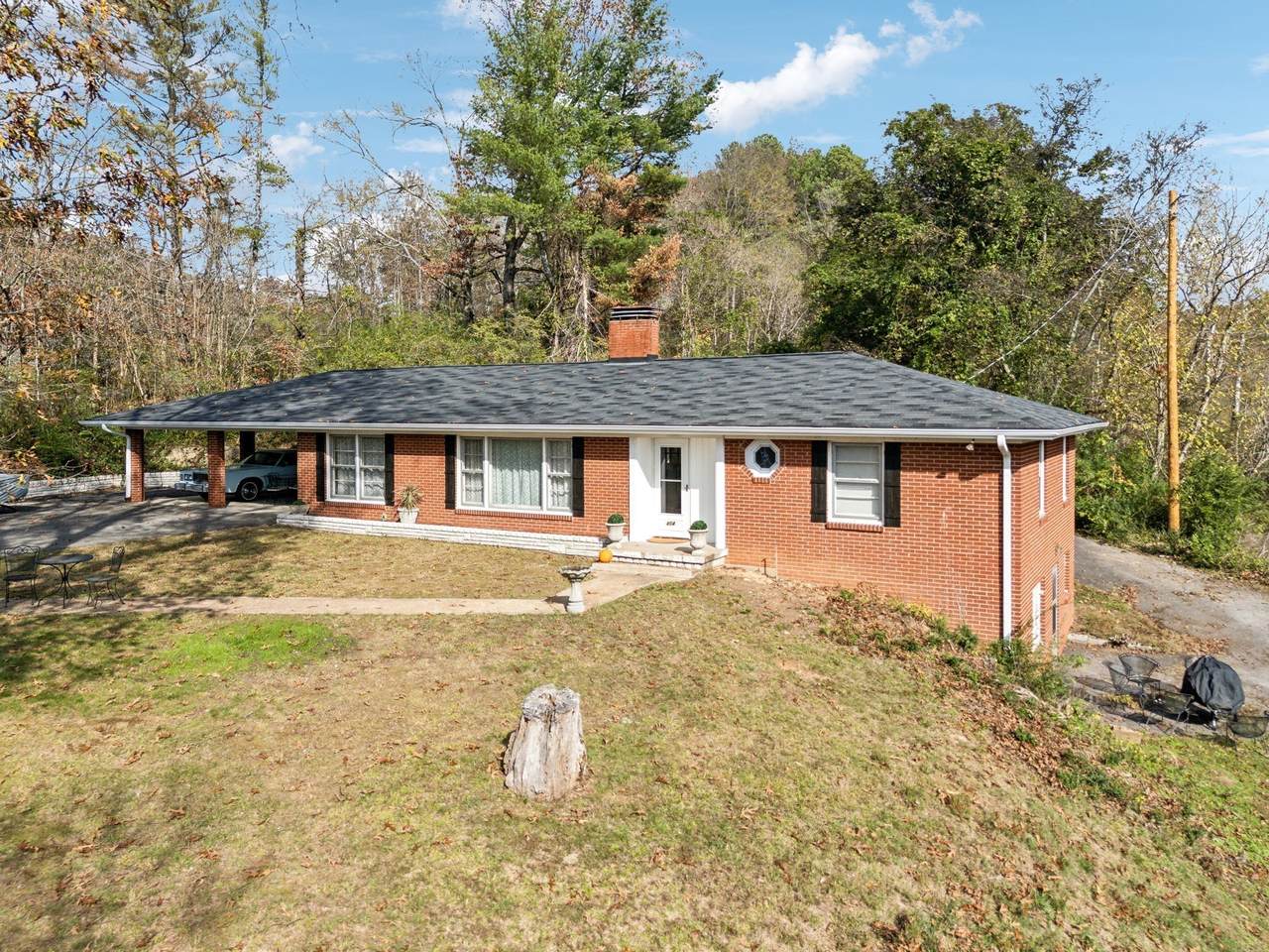 404C Van Hook Dr - Photo 1