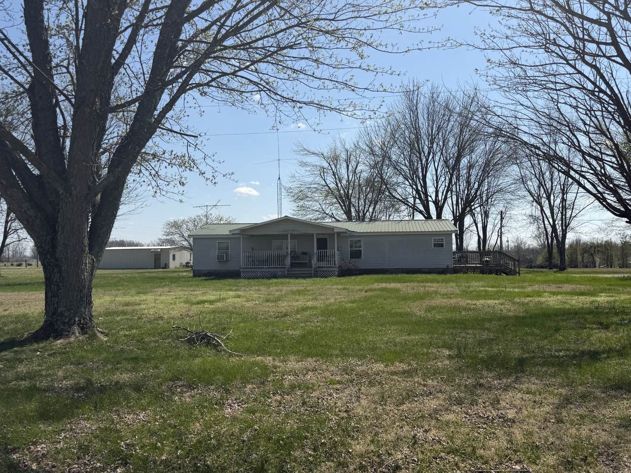 5343 King Robert Ln - Photo 1