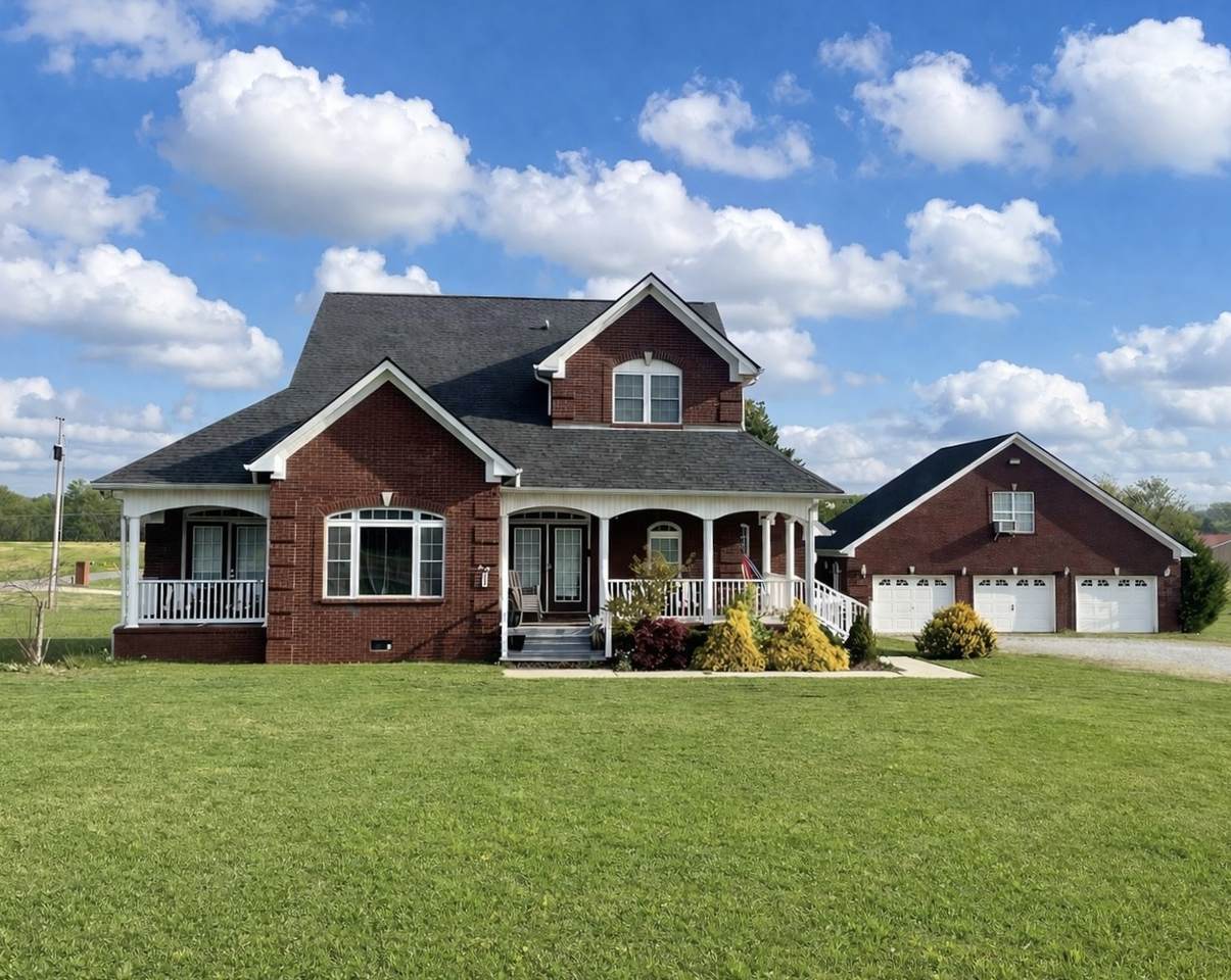 23 Skidmore Ln - Photo 1