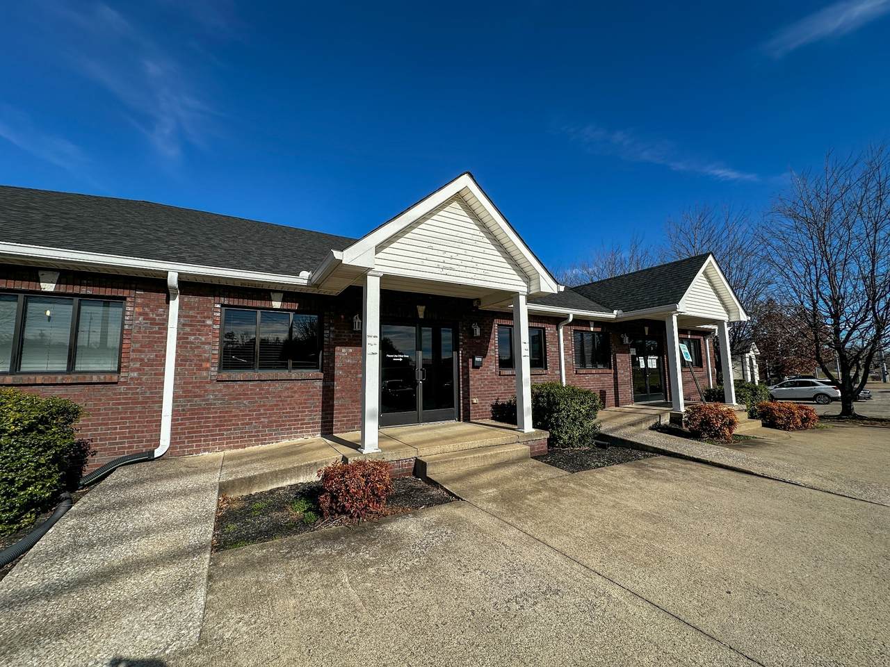 https://bt-photos.global.ssl.fastly.net/nashville/1280_boomver_1_RTC3168703-1.jpg