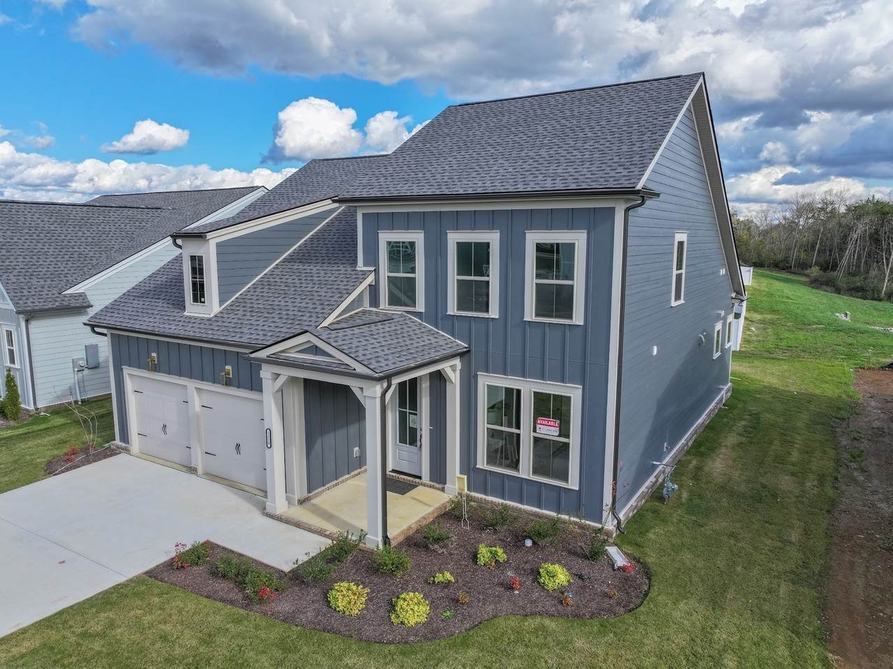 5329 Bridgemore Blvd - Photo 1
