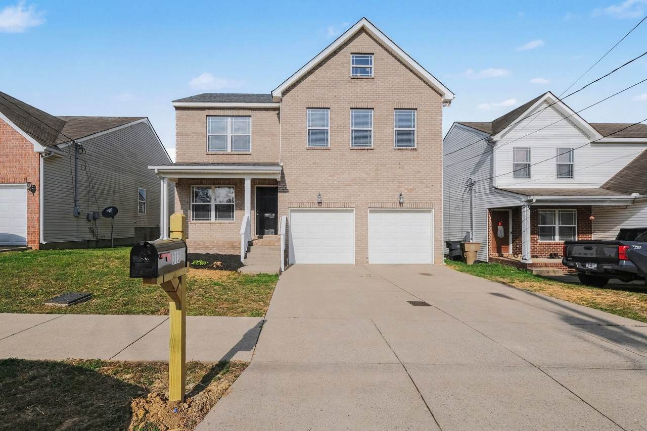 313 Schoolhouse Ct - Photo 1