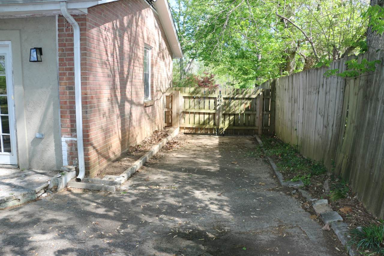 https://bt-photos.global.ssl.fastly.net/nashville/1280_boomver_1_RTC3168863-1.jpg