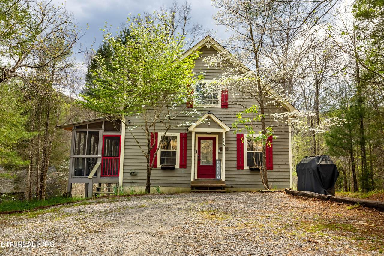 516 Clearwater Circle - Photo 1