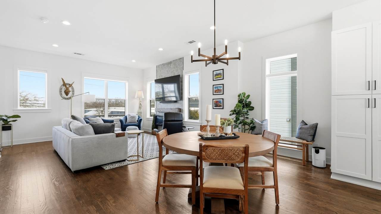 617 Vernon Ave - Photo 1