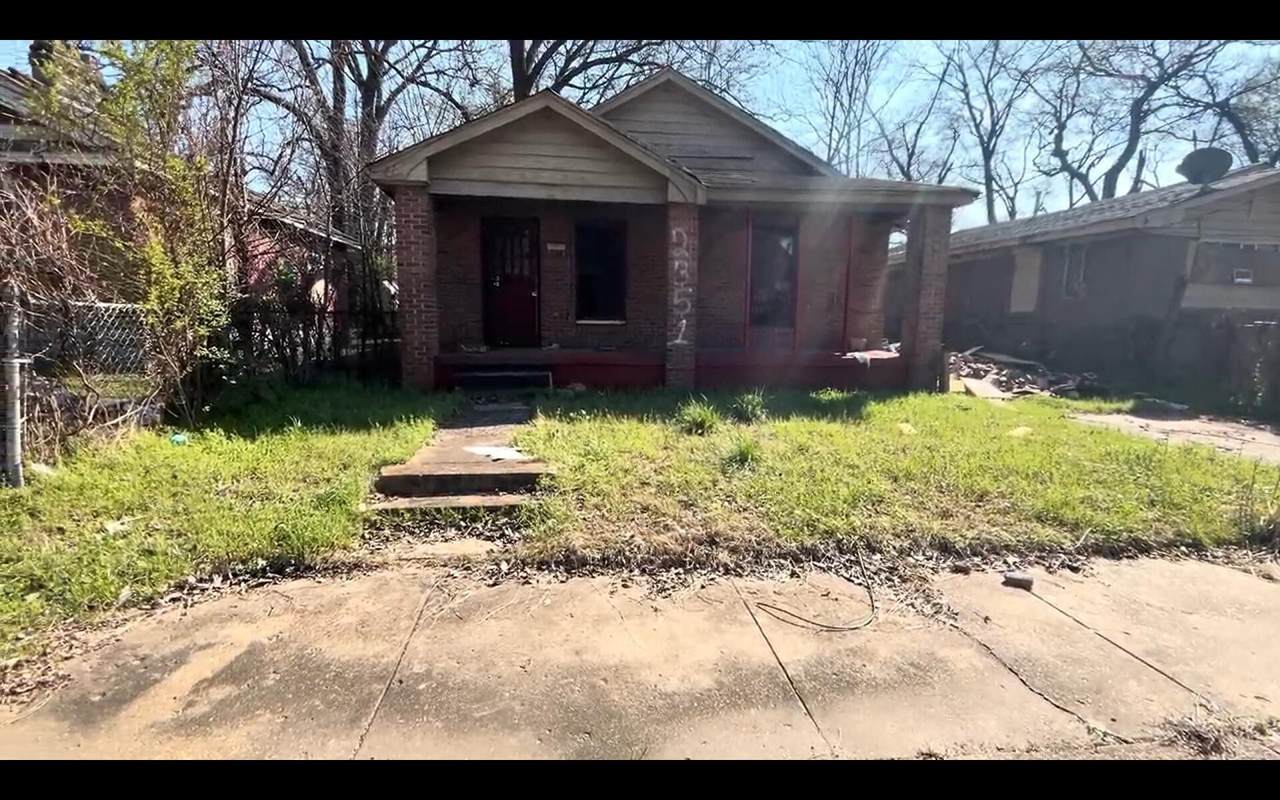 2351 Marble Ave - Photo 1