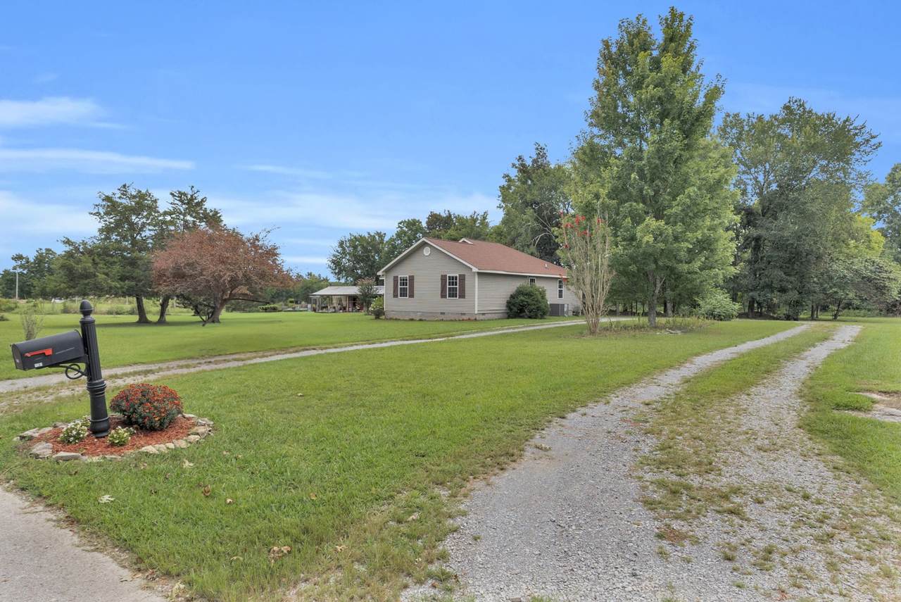 190 Harrison Ln - Photo 1