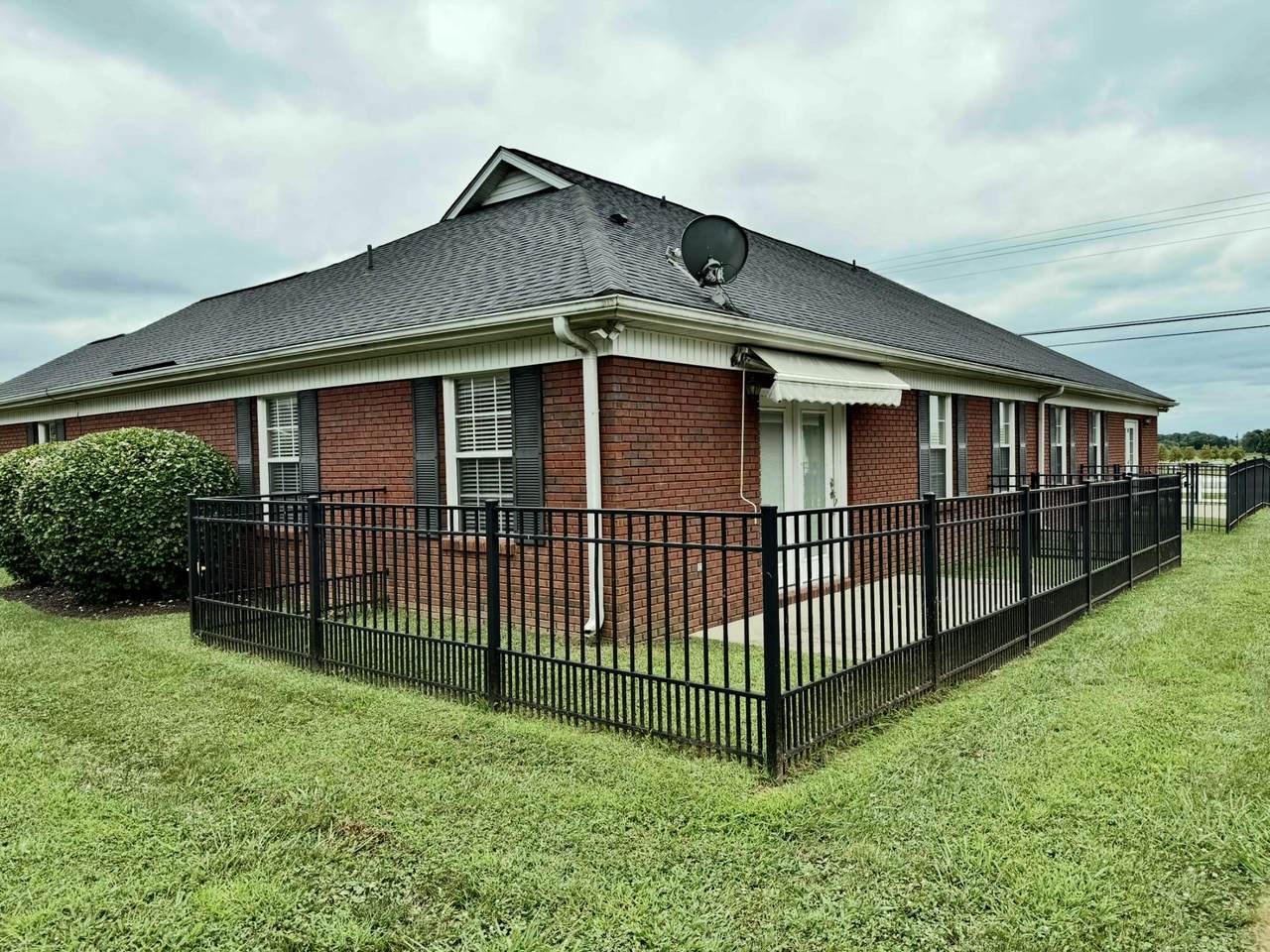 https://bt-photos.global.ssl.fastly.net/nashville/1280_boomver_1_RTC3169133-1.jpg