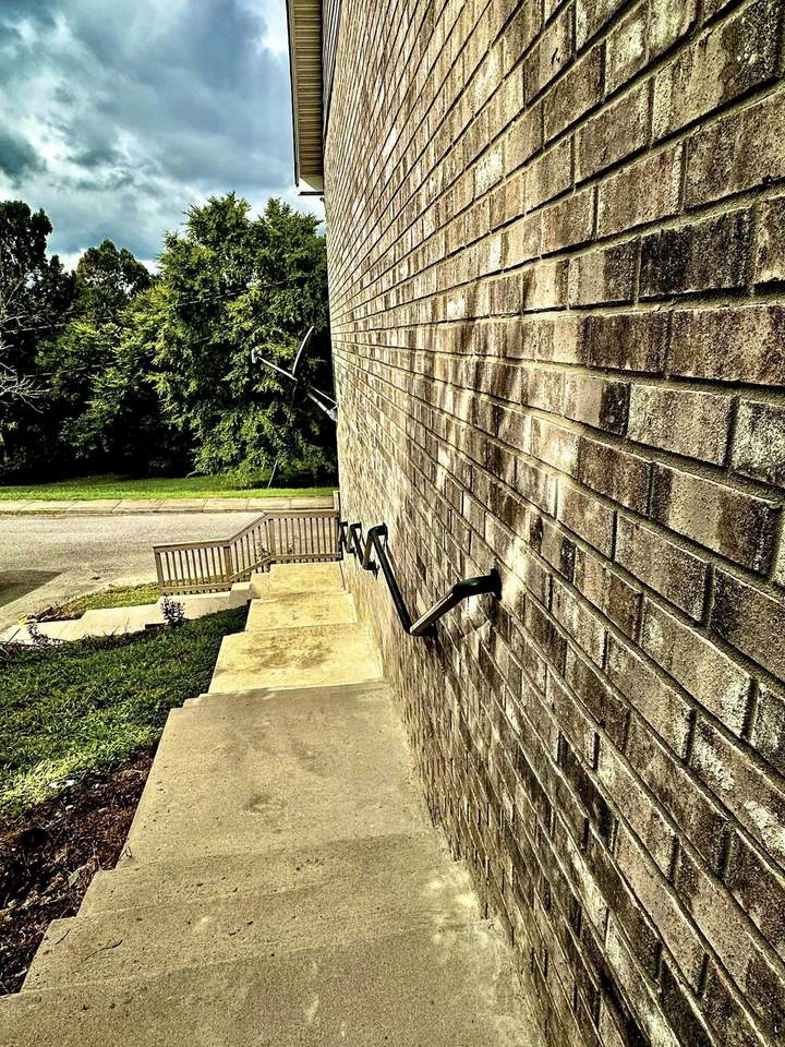 https://bt-photos.global.ssl.fastly.net/nashville/1280_boomver_1_RTC3169135-1.jpg