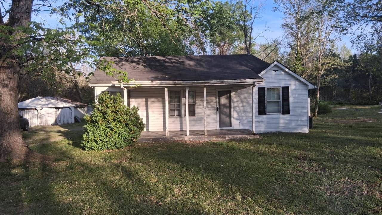 1939 Nashville Hwy - Photo 1