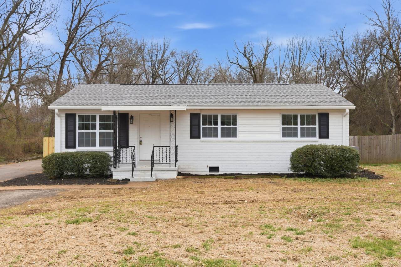 1806 Fern Dr - Photo 1