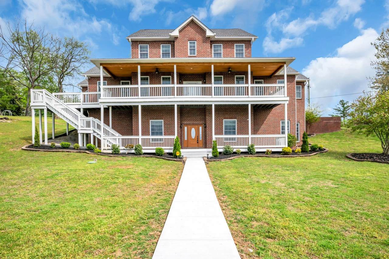 1826 Lake Meadow Trl - Photo 1