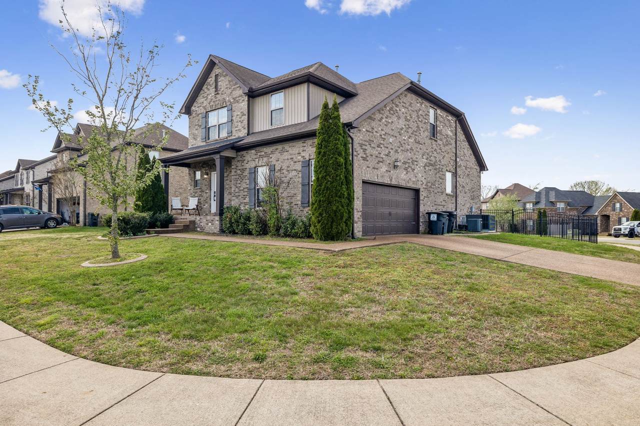 101 Jameson Pl - Photo 1