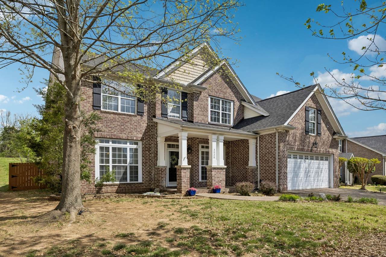 https://bt-photos.global.ssl.fastly.net/nashville/1280_boomver_1_RTC3169376-1.jpg
