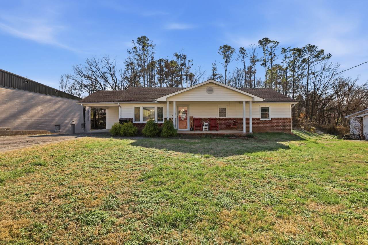 111 Lester St - Photo 1