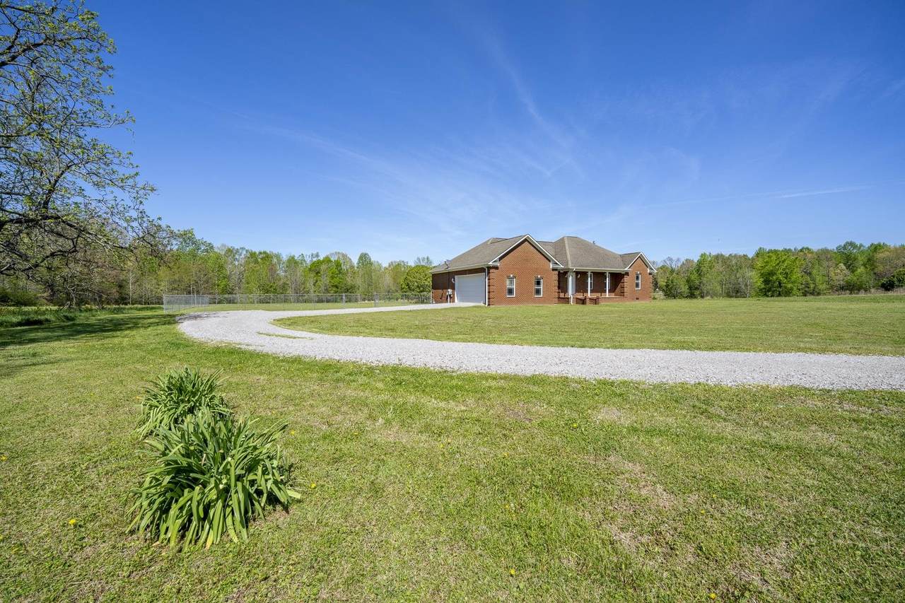 200 Boyd Rd - Photo 1