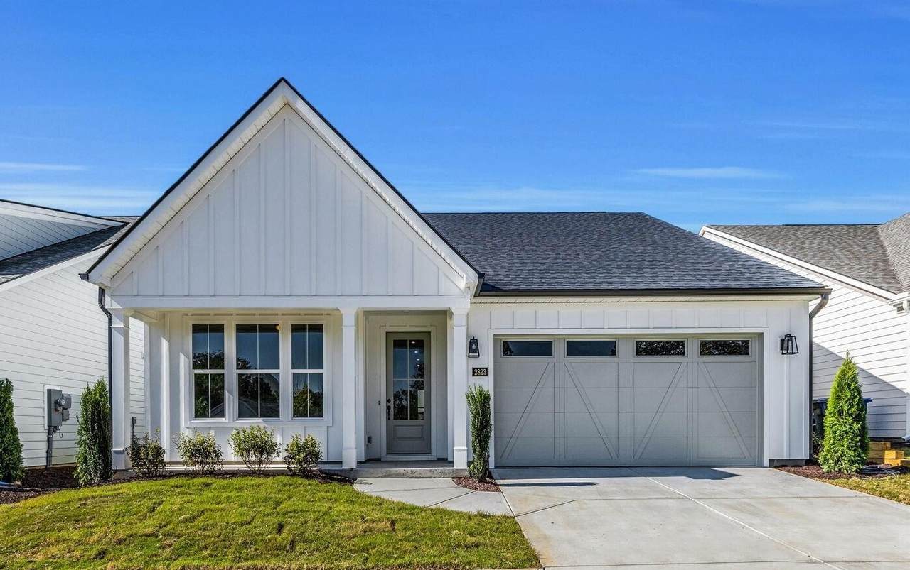 2823 Butlers Green Circle - Photo 1