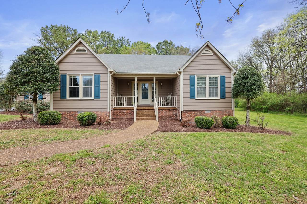 https://bt-photos.global.ssl.fastly.net/nashville/1280_boomver_1_RTC3170217-1.jpg