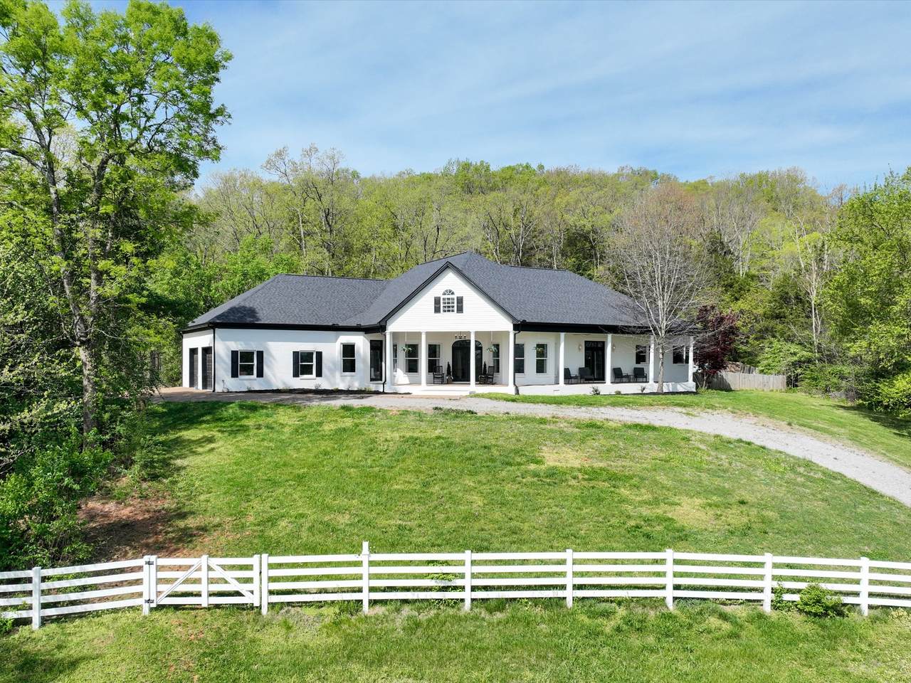 4321 Long Ln - Photo 1