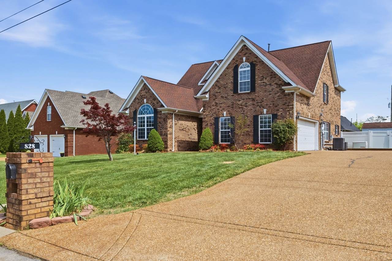https://bt-photos.global.ssl.fastly.net/nashville/1280_boomver_1_RTC3170513-1.jpg