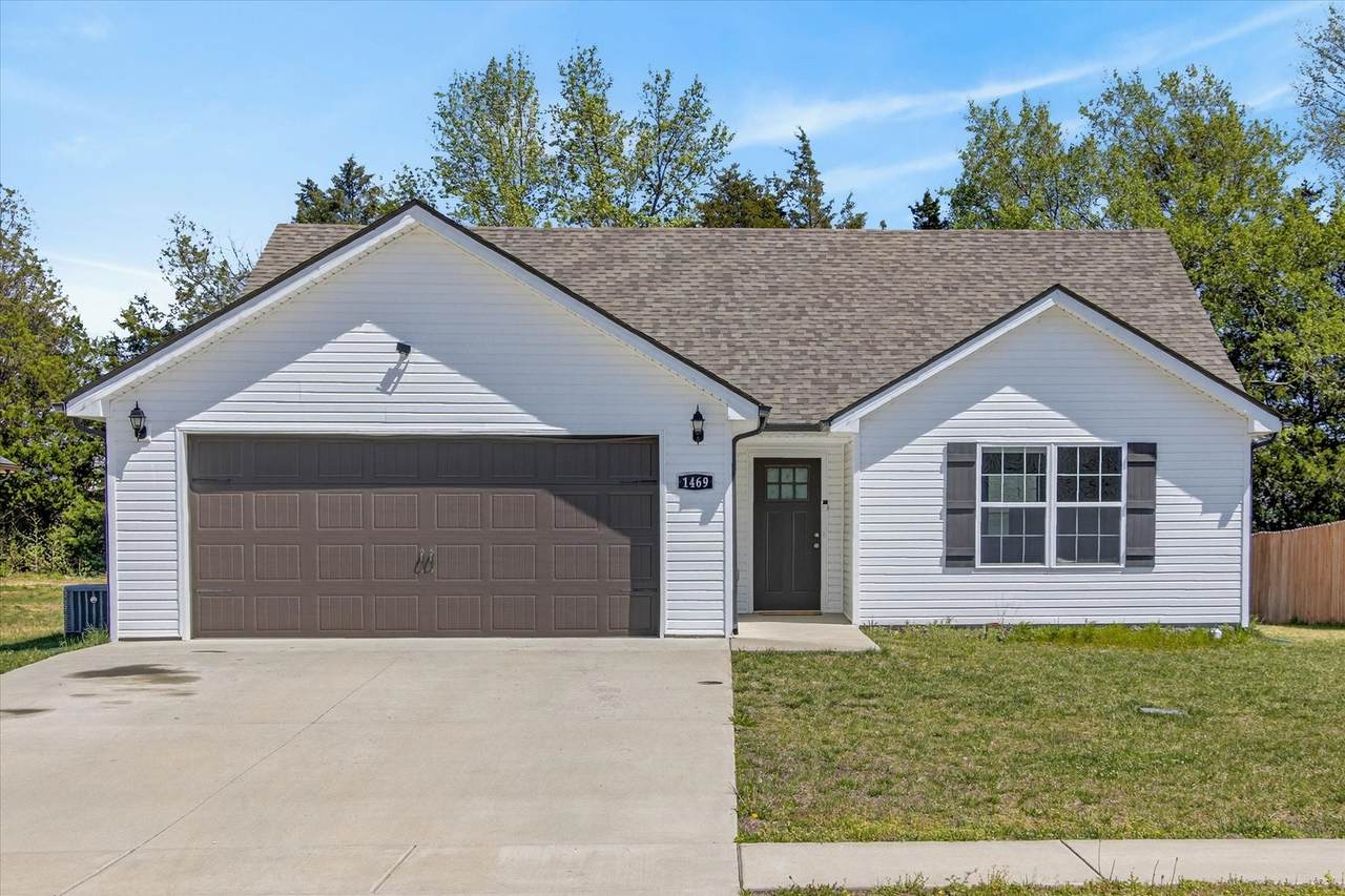 1469 Fredrick Dr - Photo 1