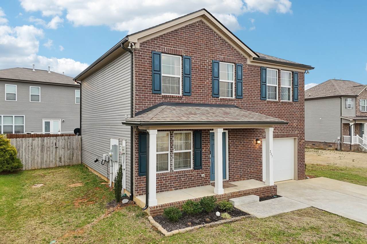 207 Mount Royal Ct - Photo 1