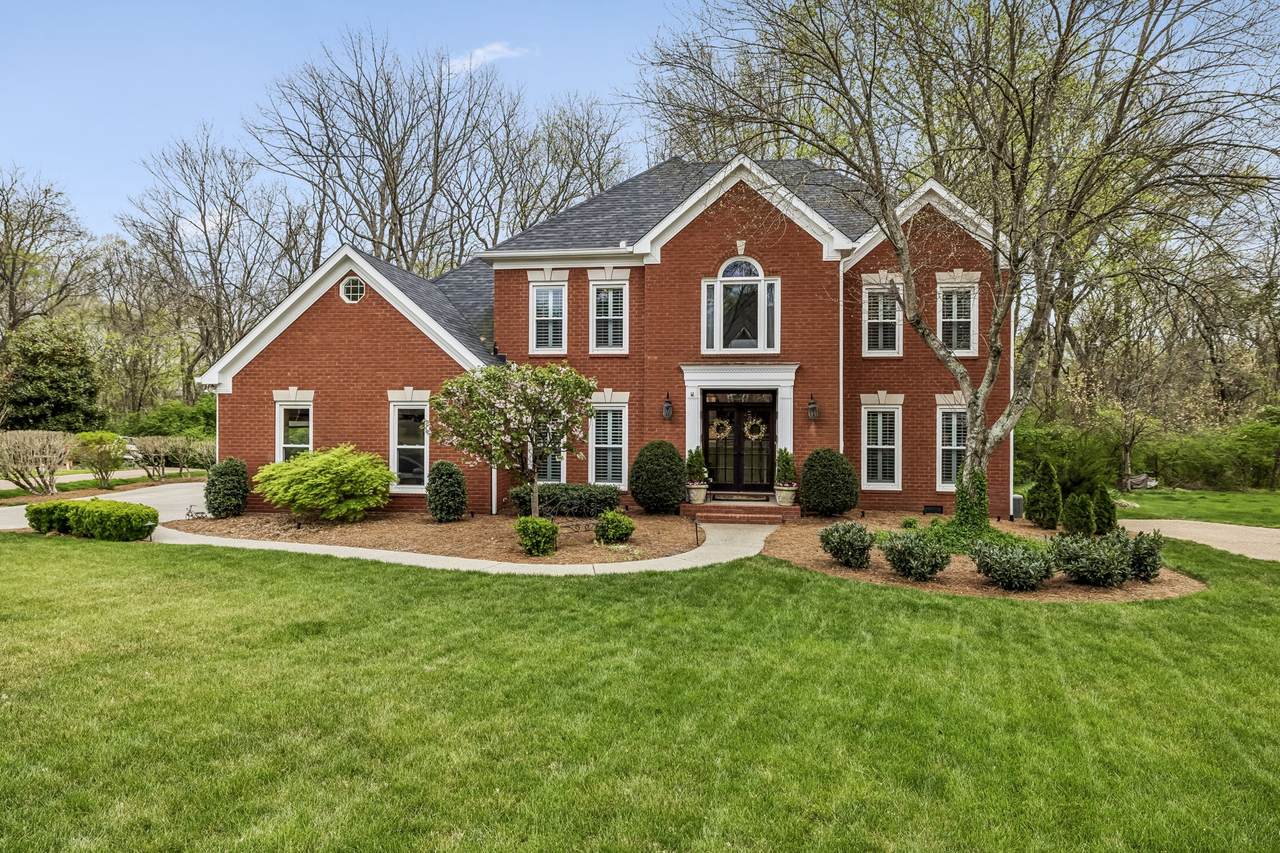 208 Landon Ct - Photo 1
