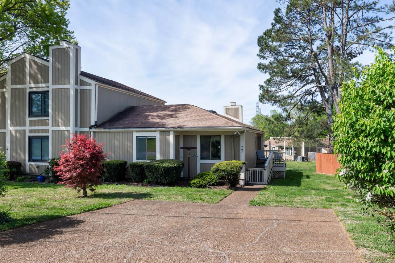 707 Albar Dr - Photo 1