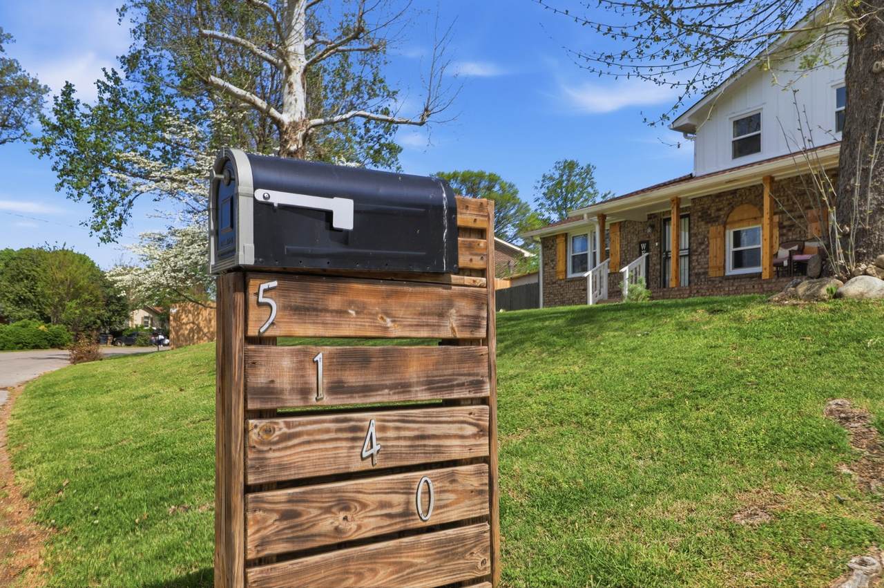 https://bt-photos.global.ssl.fastly.net/nashville/1280_boomver_1_RTC3170620-1.jpg