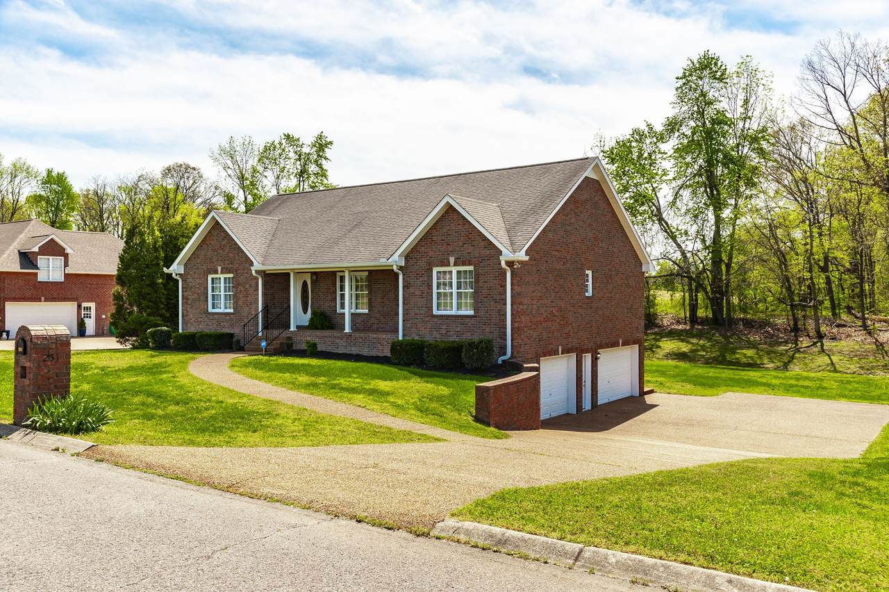 https://bt-photos.global.ssl.fastly.net/nashville/1280_boomver_1_RTC3170715-1.jpg