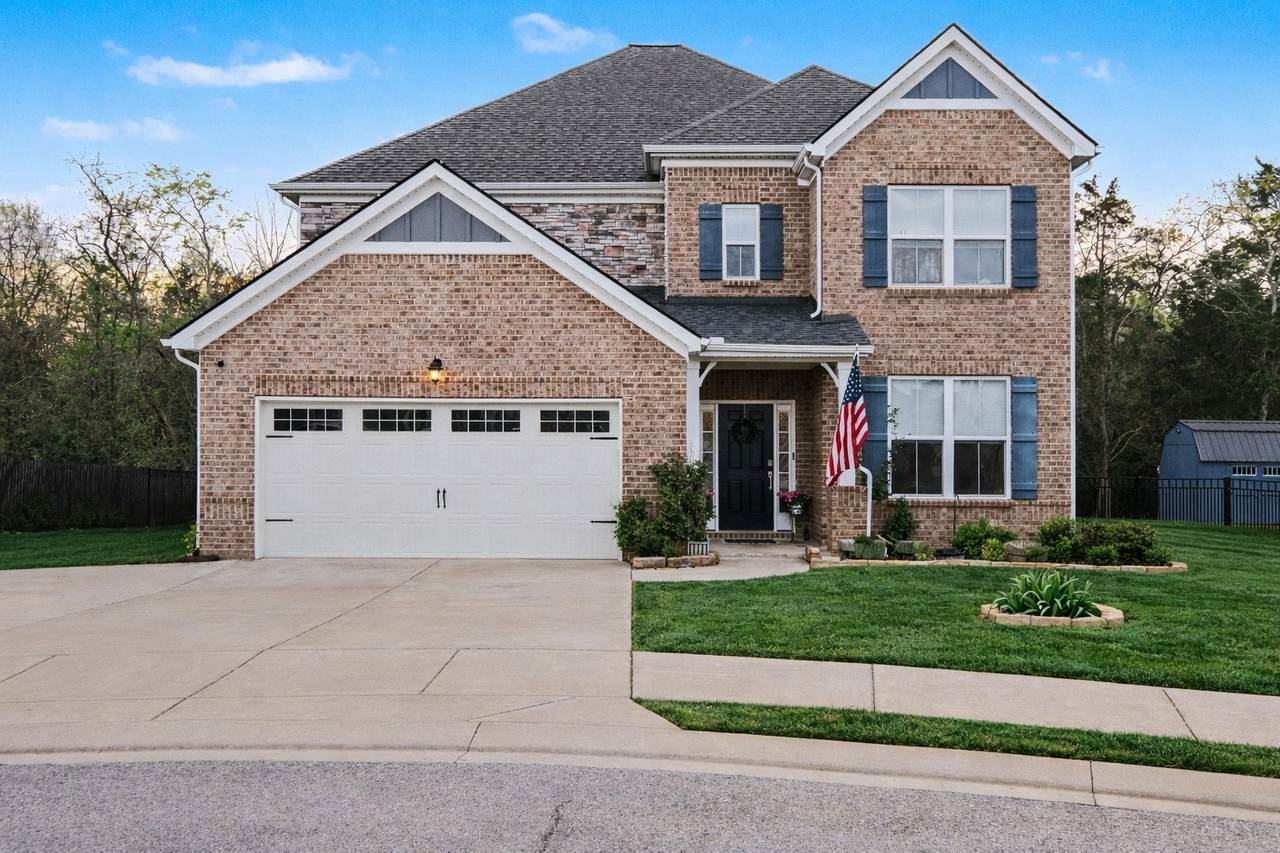 3738 Magpie Ln - Photo 1