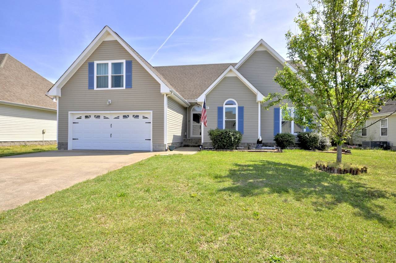 3637 Aurora Dr - Photo 1